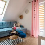 1 Bedroom Gorgeous In Appartement Nowecin